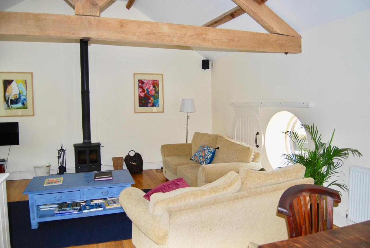 Glanhenwye Courtyard Cottages Glasbury Exterior foto